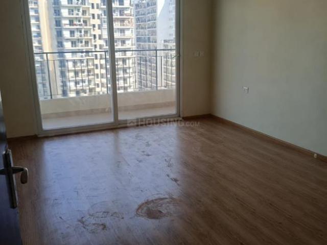 2.5 BHK Apartment in Sector 76 for resale Noida. The reference number is 19978664