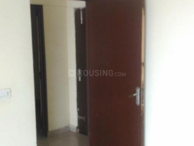 2.5 BHK Apartment in Sector 76 for resale Noida. The reference number is 20087066