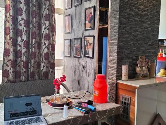 2.5 BHK Apartment in Sector 76 for resale Noida. The reference number is 20490712