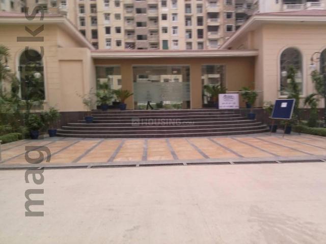 2.5 BHK Apartment in Sector 76 for resale Noida. The reference number is 20497349