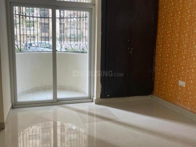 2.5 BHK Apartment in Sector 76 for resale Noida. The reference number is 20650526