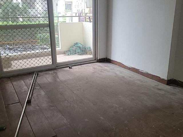 2.5 BHK Apartment in Sector 77 for rent Noida. The reference number is 19762369