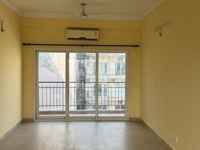 2.5 BHK Apartment in Sector 77 for rent Noida. The reference number is 20406652