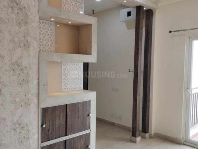 2.5 BHK Apartment in Sector 77 for rent Noida. The reference number is 20948821