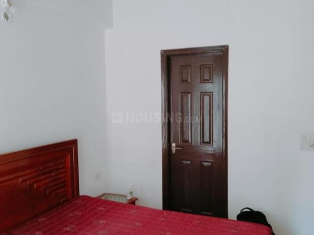 2.5 BHK Apartment in Sector 77 for rent Noida. The reference number is 20212094