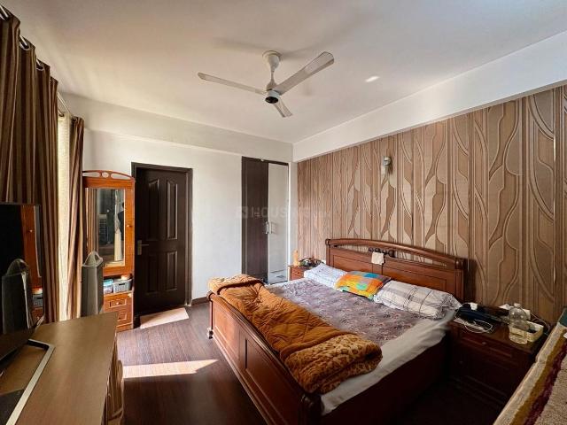 2.5 BHK Apartment in Sector 77 for resale Noida. The reference number is 20378112