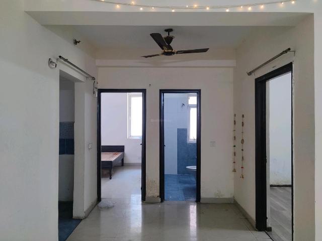 2.5 BHK Apartment in Sector 78 for rent Noida. The reference number is 17430183
