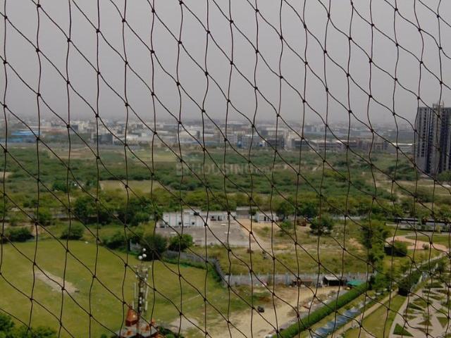 2.5 BHK Apartment in Sector 78 for rent Noida. The reference number is 20301586