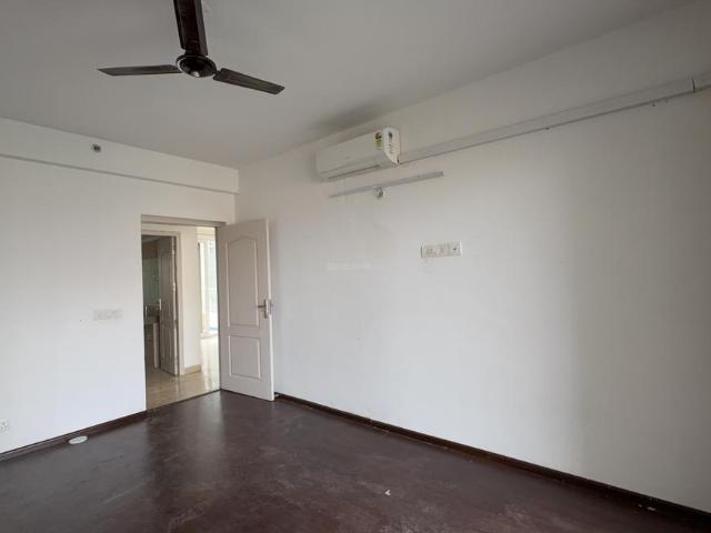 2.5 BHK Apartment in Sector 79 for rent Gurgaon. The reference number is 20365359