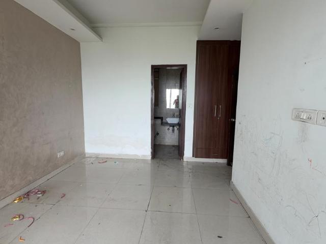 2.5 BHK Apartment in Sector 79 for rent Noida. The reference number is 20612185