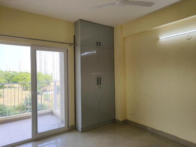 2.5 BHK Apartment in Sector 81 for rent Gurgaon. The reference number is 20445010