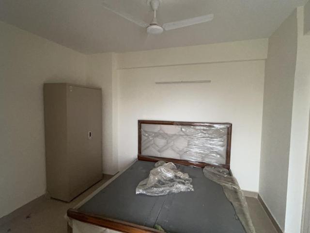 2.5 BHK Apartment in Sector 81 for rent Gurgaon. The reference number is 20501511