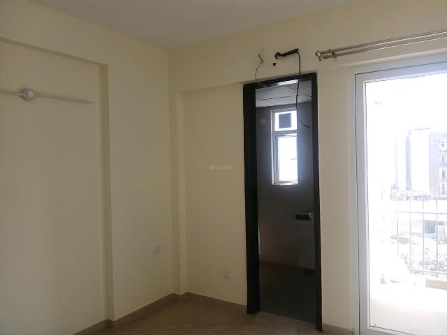 2.5 BHK Apartment in Sector 89 for rent Gurgaon. The reference number is 19960782