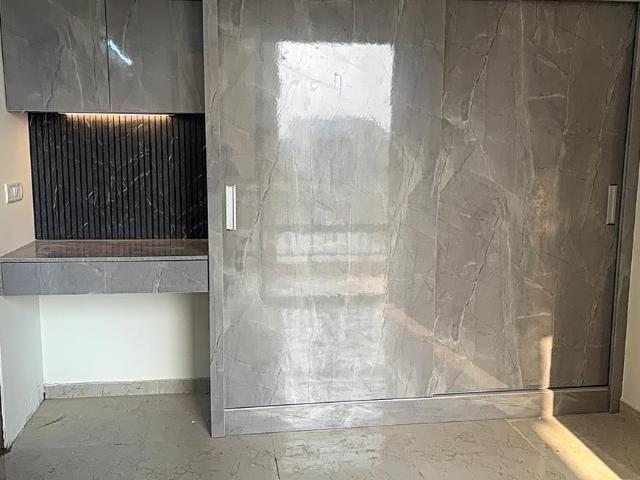 2.5 BHK Apartment in Sector 90 for rent Gurgaon. The reference number is 20194542