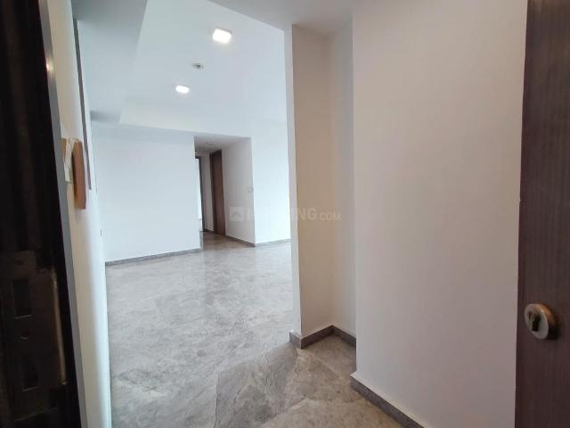 2.5 BHK Apartment in Sion for rent Mumbai. The reference number is 20474343