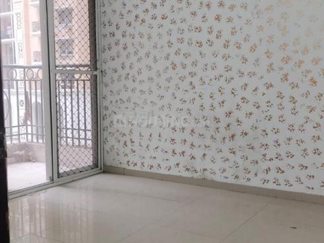 2.5 BHK Apartment in Siddharth Vihar for resale Ghaziabad. The reference number is 19793301