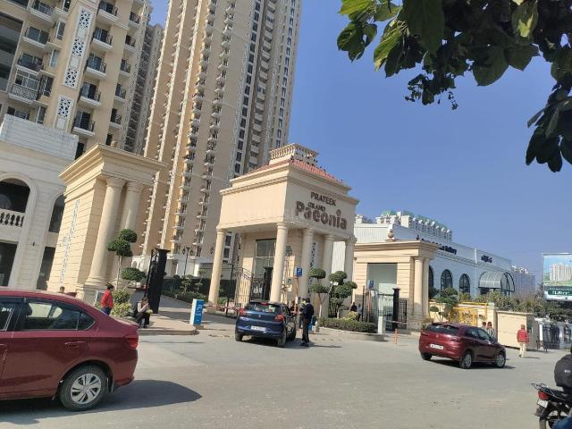 2.5 BHK Apartment in Siddharth Vihar for resale Ghaziabad. The reference number is 20250669