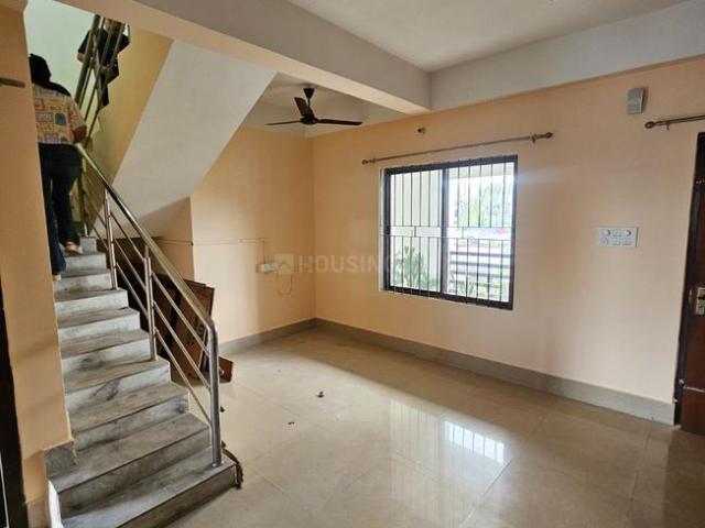 2.5 BHK Apartment in Six Mile for rent Guwahati. The reference number is 20622653