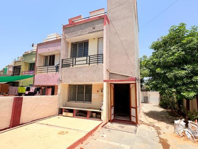 2.5 BHK Duplex in Chandkheda for rent Ahmedabad. The reference number is 17482919
