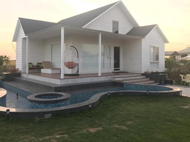 2.5 BHK Farm House in Jhatta for resale Noida. The reference number is 20130650