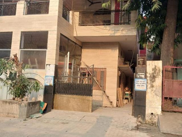 2.5 BHK Independent Builder Floor in Bannadevi for rent Aligarh. The reference number is 18947004