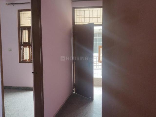 2.5 BHK Independent Builder Floor in Mahavir Enclave for rent New Delhi. The reference number is 20539411