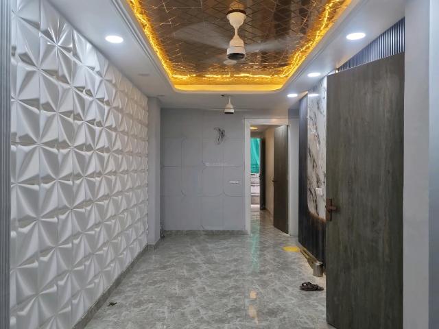 2.5 BHK Independent Builder Floor in Mahavir Enclave for resale New Delhi. The reference number is 20718007