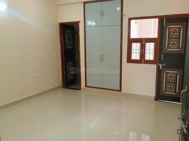 2.5 BHK Independent Builder Floor in Sector 105 for rent Noida. The reference number is 19294819