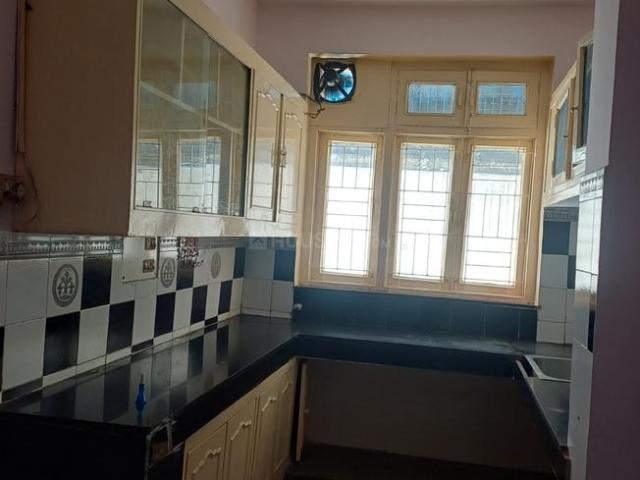 2.5 BHK Independent Builder Floor in Sector 12 for rent Noida. The reference number is 19878960