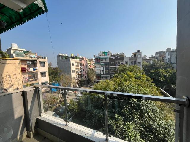 2.5 BHK Independent Builder Floor in Sector 25 Rohini for resale New Delhi. The reference number is 19971999