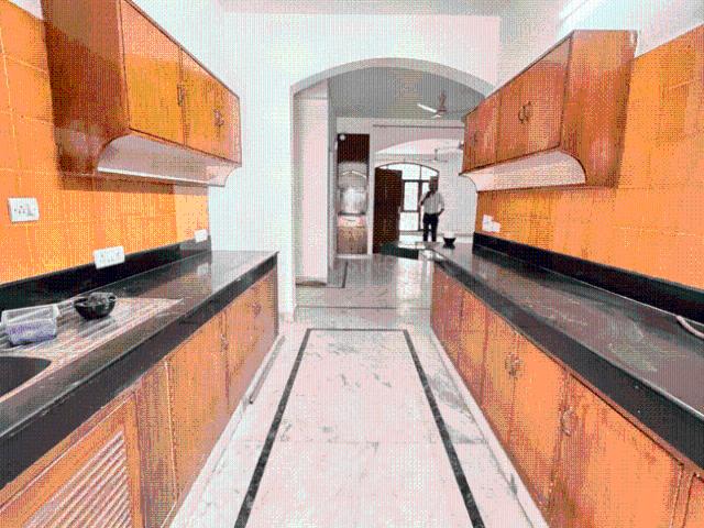 2.5 BHK Independent Builder Floor in Sector 23 for rent Gurgaon. The reference number is 20222227