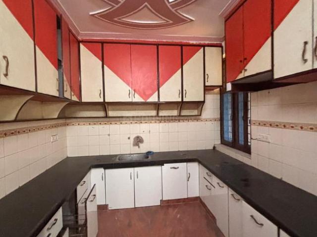 2.5 BHK Independent Builder Floor in Sector 56 for rent Noida. The reference number is 20879832