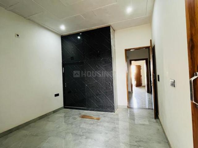 2.5 BHK Independent Builder Floor in Sector 62 for rent Faridabad. The reference number is 18503216