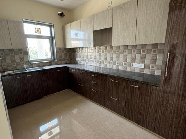2.5 BHK Independent Builder Floor in Sector 9 for rent Gurgaon. The reference number is 20252903