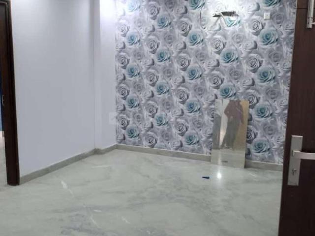 2.5 BHK Independent Builder Floor in Shastri Nagar for rent New Delhi. The reference number is 19722607