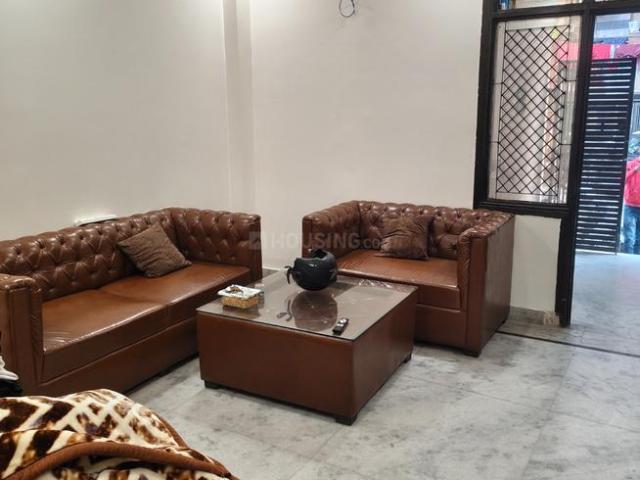 2.5 BHK Independent Builder Floor in Ramesh Nagar for rent New Delhi. The reference number is 19201297