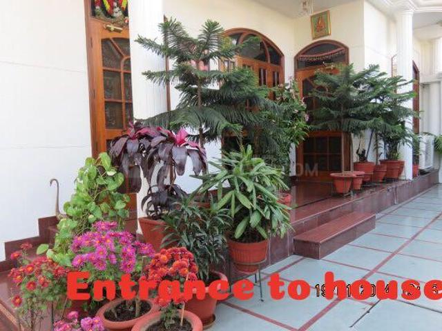 2.5 BHK Independent House in Gomti Nagar for rent Lucknow. The reference number is 20728855