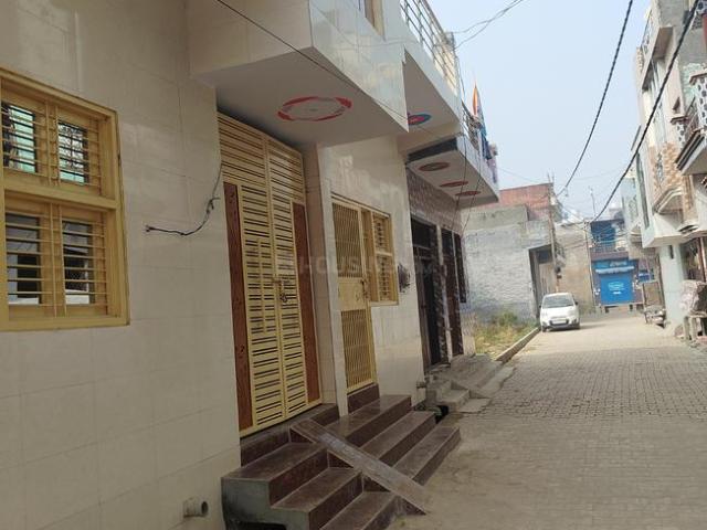 2.5 BHK Independent House in Lal Kuan for resale Ghaziabad. The reference number is 20736256