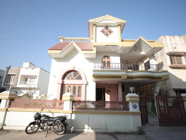 2.5 BHK Independent House in Ranchhod Nagar for rent Junagadh. The reference number is 16753075