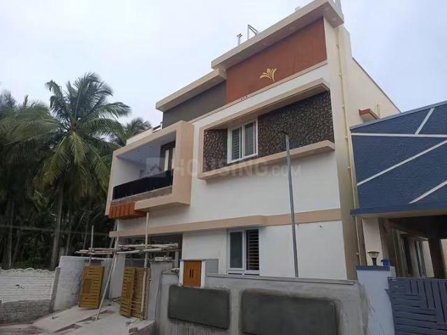 2.5 BHK Independent House in Red Hills for resale Chennai. The reference number is 20772324
