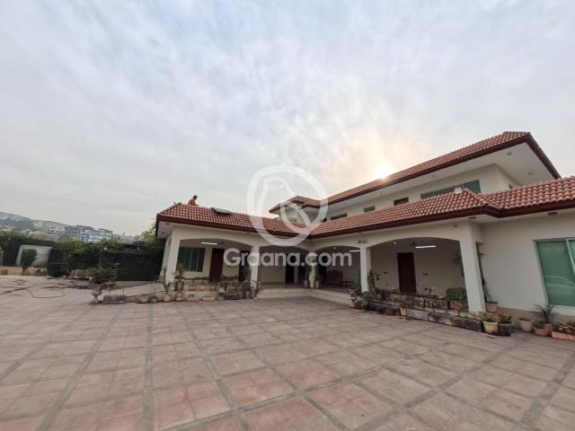 2.5 Kanal House for Sale
