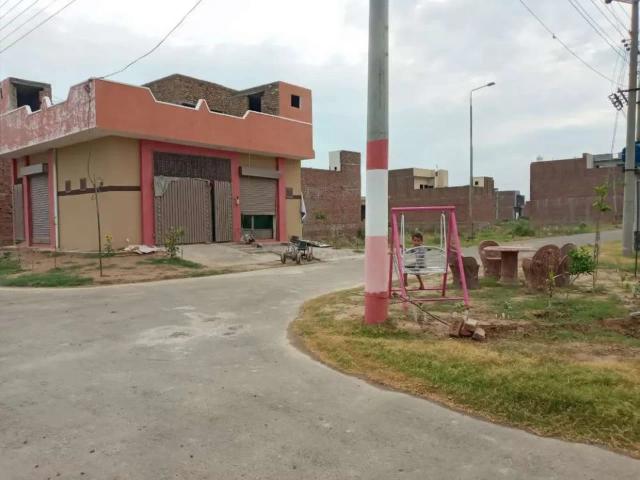 2.5 marla corner opposite park commercial house jaranwala Faisalabad ID 06417