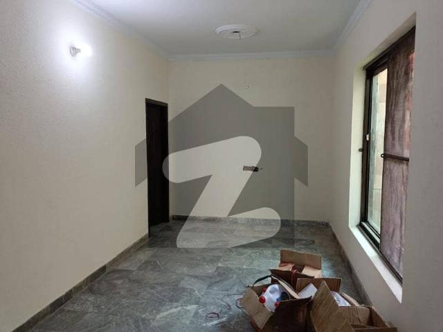 2.5 Marla Double Storey House For Sale In Peer Colony
