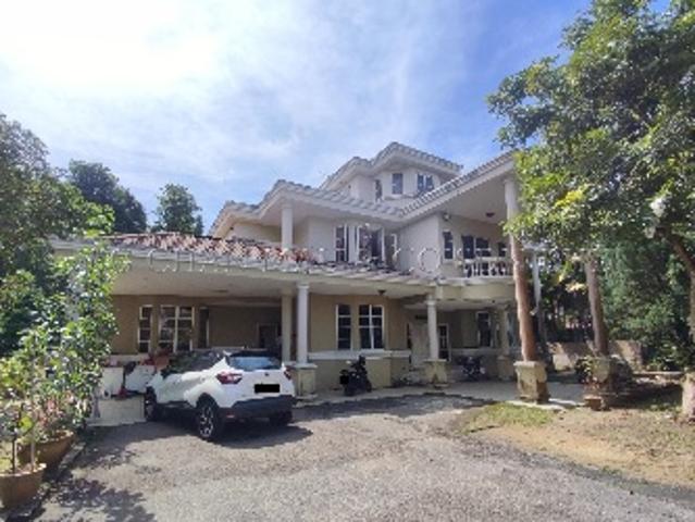 2.5 Storey Detached House