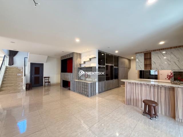 2.5 Storey house for sale, Taman Bukit Serdang