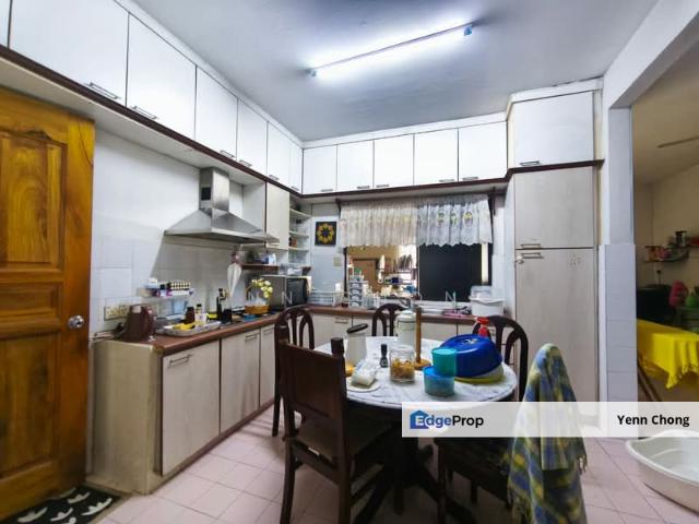 2.5 Storey Terrace House, End Lot, Bandar Baru Sri Petaling