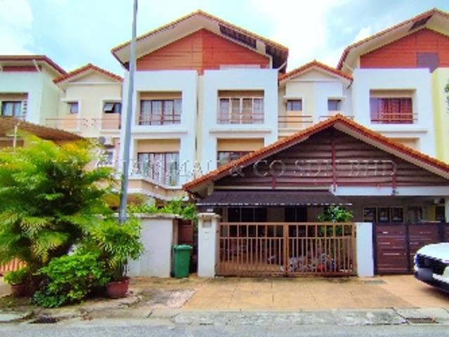 2.5 Storey Terrace House, Intermediate