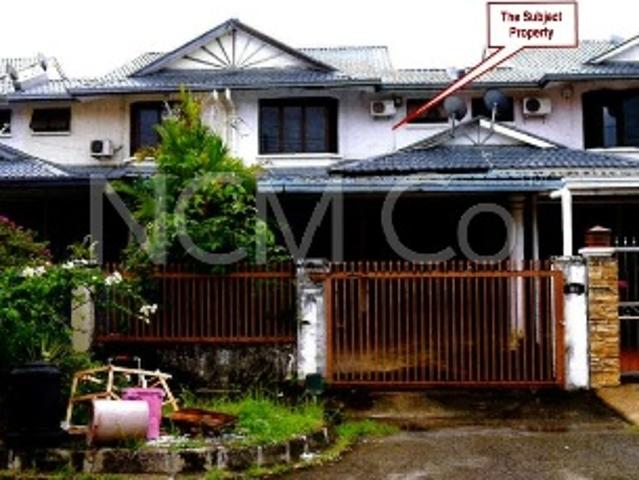 2.5 Storey Terrace House, Intermediate