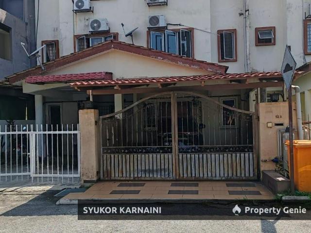 2.5 Storey Terrace House, Selayang Mulia 68100 Batu Caves