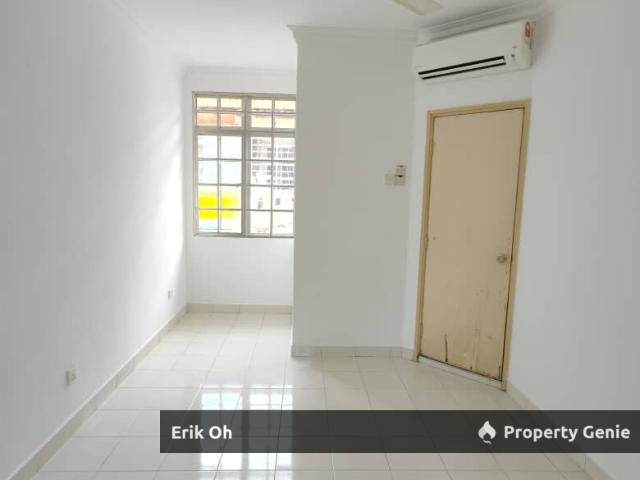 2.5 story taman Bukit Serdang